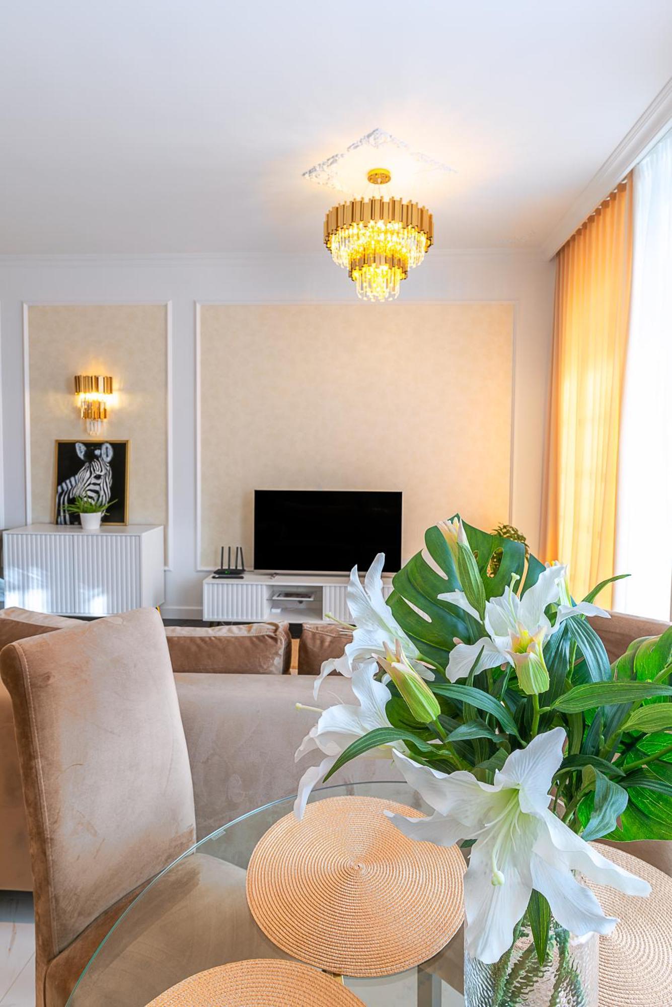 Apartament Versace Jana Pawla Вроцлав Екстериор снимка
