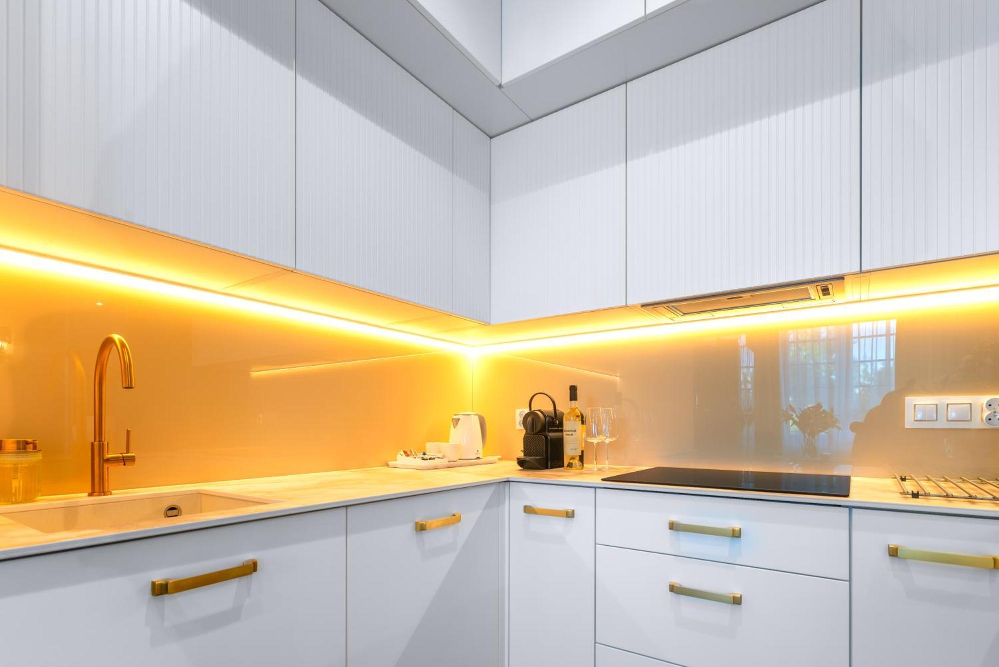 Apartament Versace Jana Pawla Вроцлав Екстериор снимка